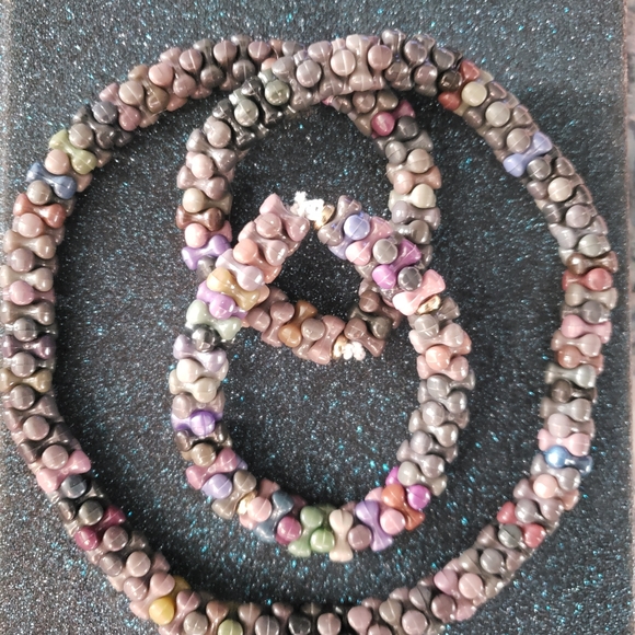 Locket Bead Bracelet - Picture 2 of 5